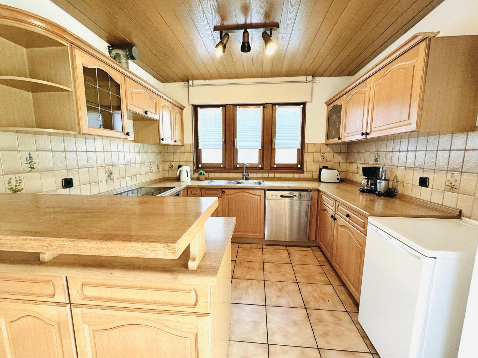 H&h - Full Equipped Near Mercedes In Apartment *