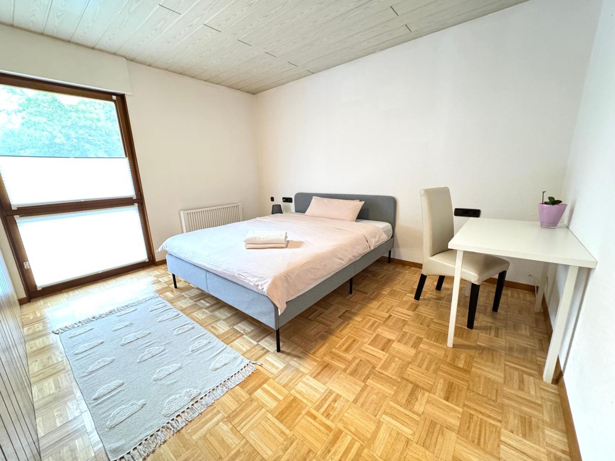 Apartment H&h - Full Equipped Near Mercedes In *